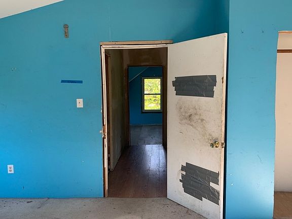 5th image of 1203 E Sherman Ave