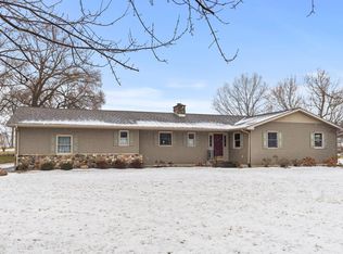 1206 Center St, Auburn, IN 46706