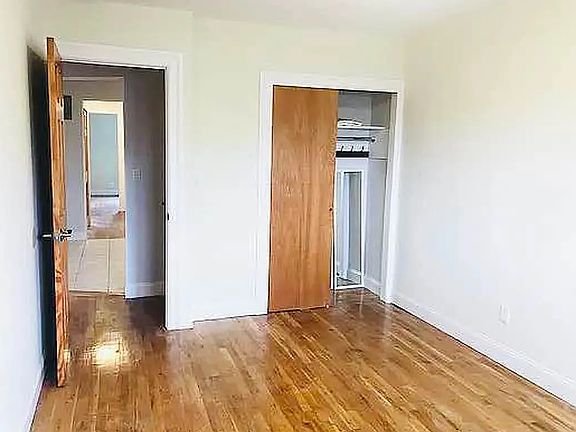 5th image of 21-12 Broadway #2F