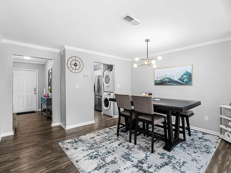 4701 N Kings Hwy #26 — Photo 12
