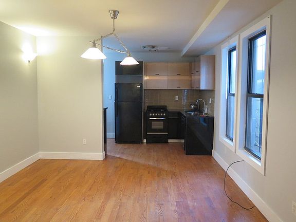 3rd image of 590 Marcy Ave #1H