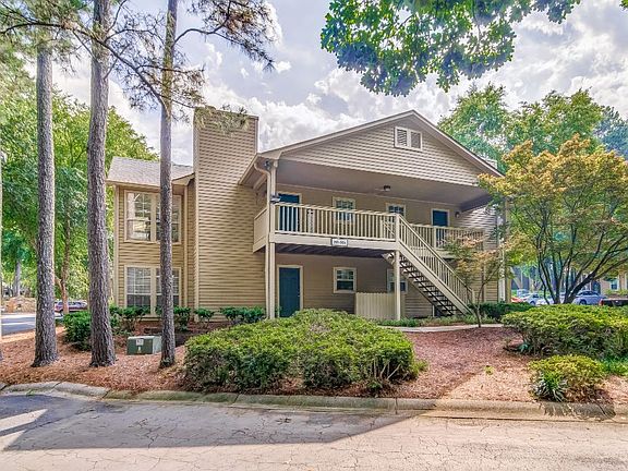 3rd image of 1503 Country Park Dr SE