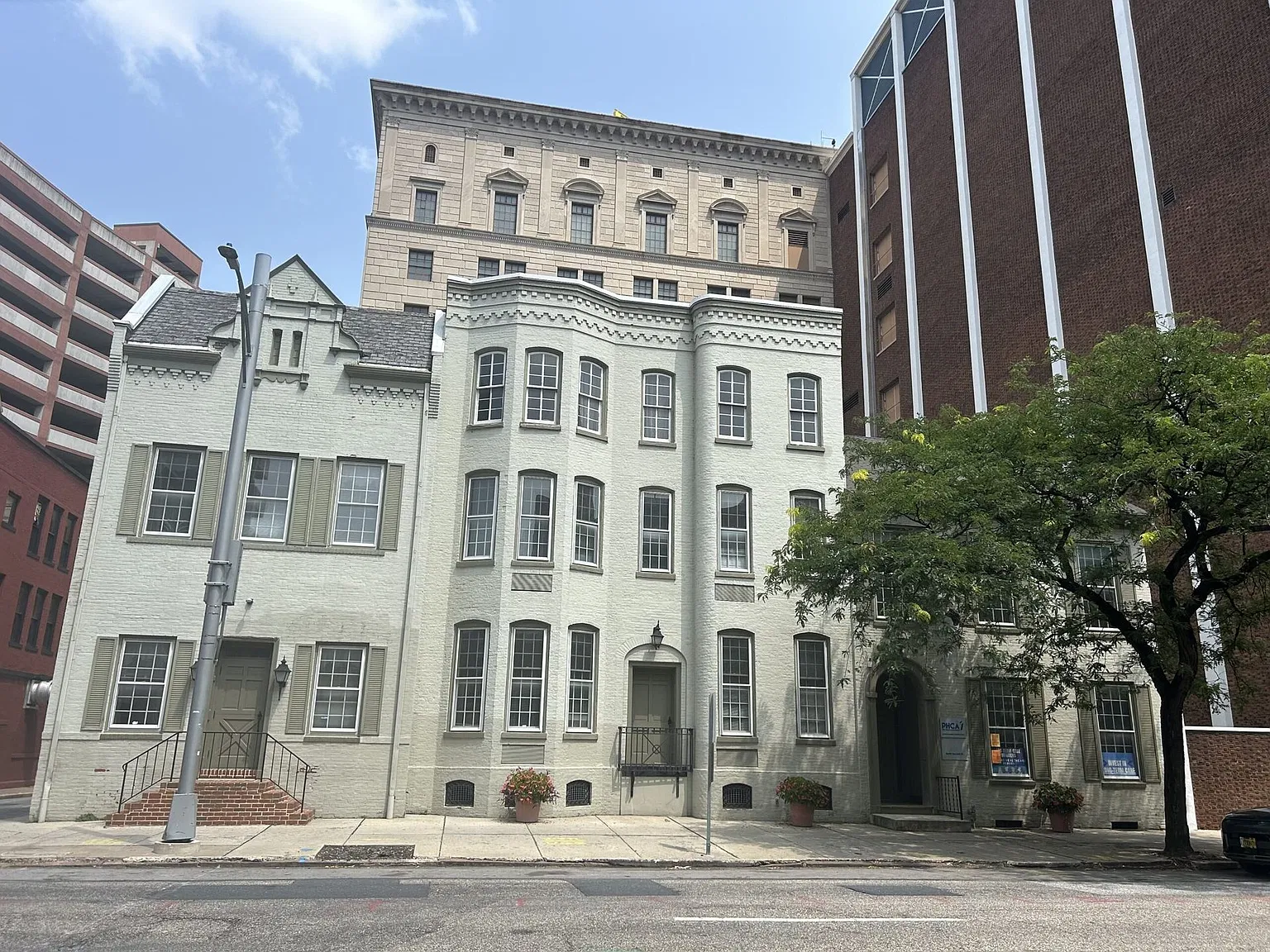 315 N 2nd St — Photo 2