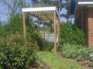 699 Great Ditch Rd, Engelhard, NC 27824