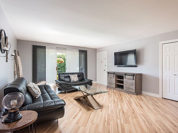 3rd image of 9510 S 86th Ave APT 304