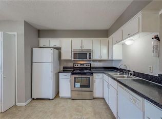 2401 Bandera Dr APT B, College Station, TX 77845