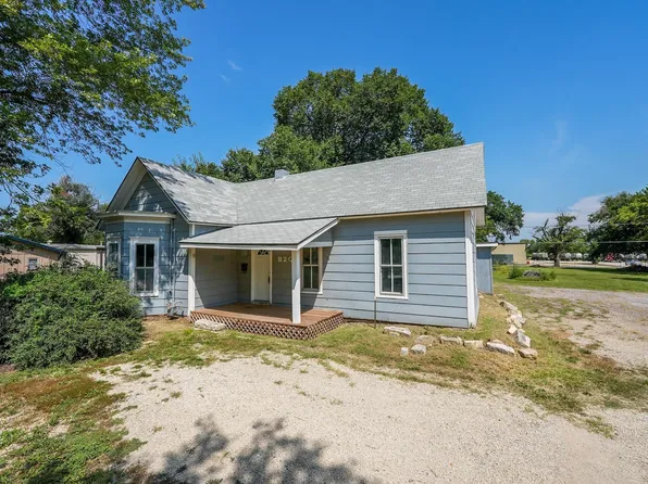 820 W 6th Ave, El Dorado, KS 67042