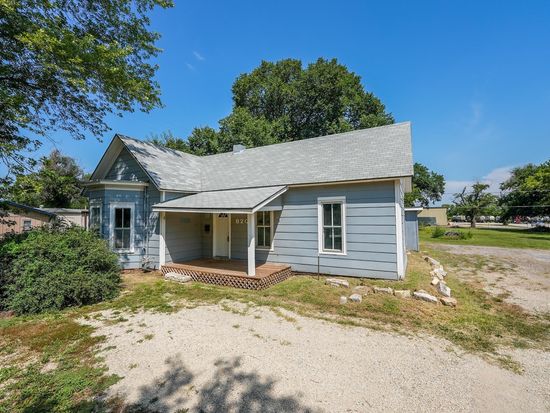 820 W 6th Ave, El Dorado, KS 67042