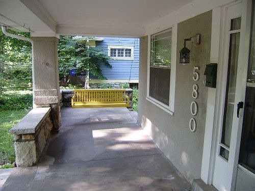 2nd image of 5800 Charlotte St