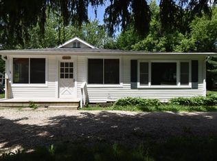 2513 Cameron St, Delavan, WI 53115