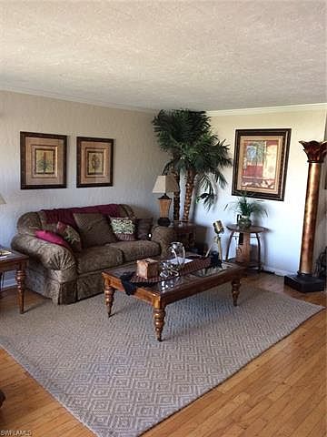 2nd image of 852 94th Ave N