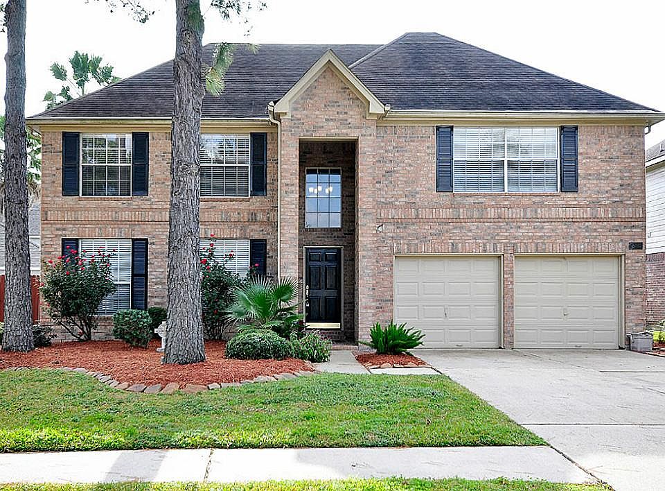 1st image of 15843 Aberdeen Trails Dr