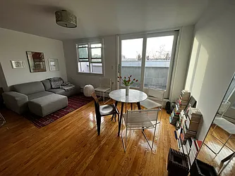 Rented by Engel and Volkers Brownstone Brooklyn