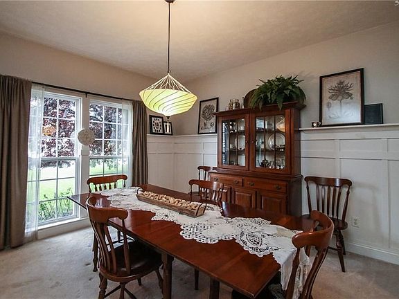 5th image of 608 Morning Glory Dr