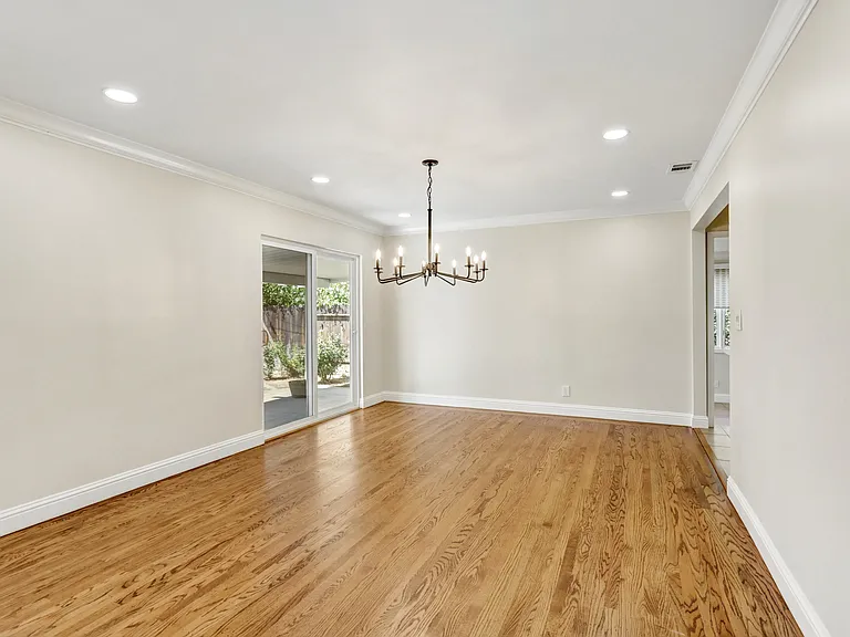 4521 Juno Way — Photo 5