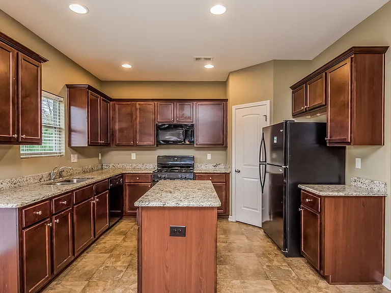 3542 Sandy Bank Dr — Photo 9