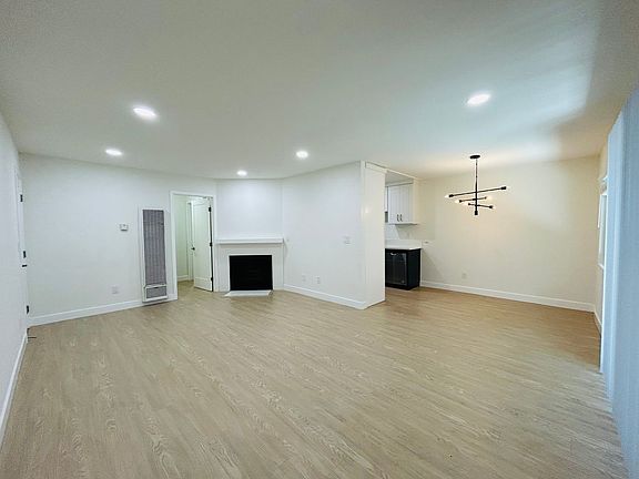 4th image of 3516 Jasmine Ave APT 103