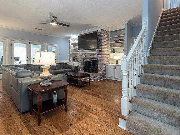 4th image of 9650 White Spruce Dr