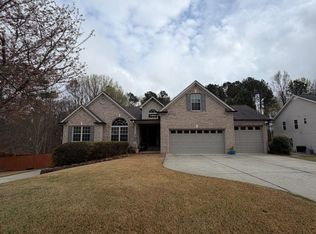 1067 Monticello Dr, Monroe, GA 30655