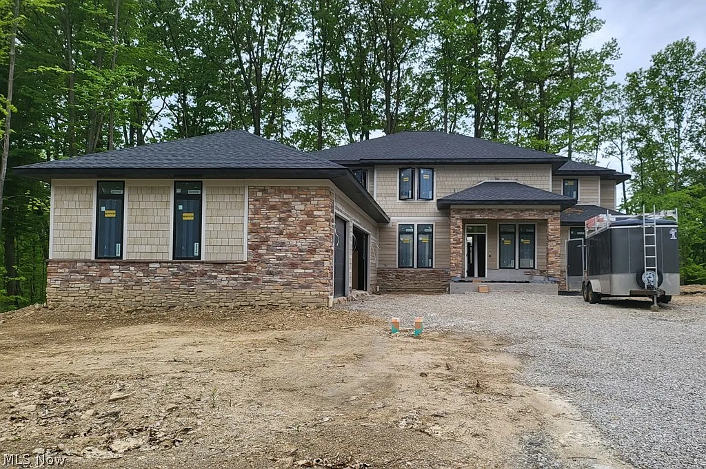 815 Club Dr W photo 1