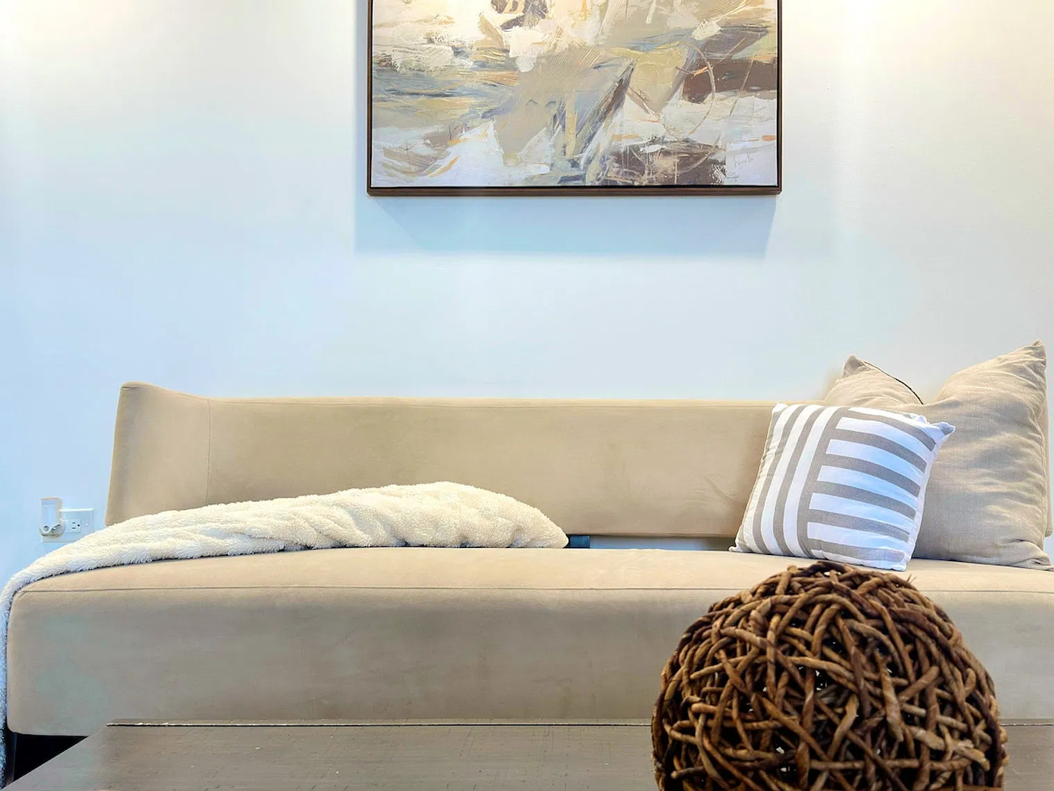 1 bed, 2.0 bath, $2,494 — Photo 3