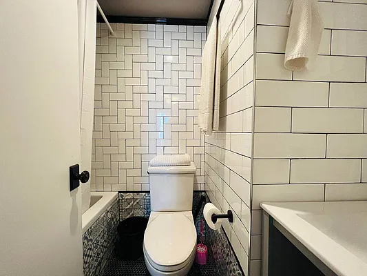 Rented by Doorway NYC, LLC | media 19