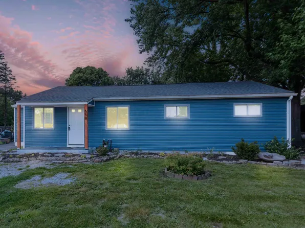 558 Stockbridge Rd, Columbus, OH 43207