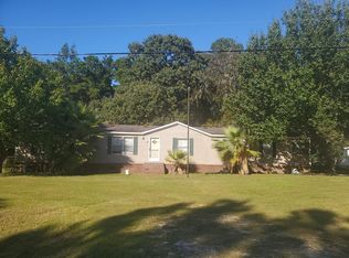 230 Pooshee Plantation Way, Bonneau, SC 29431