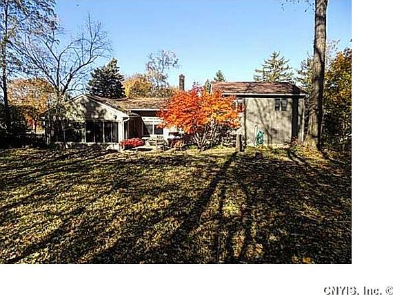 2nd image of 18 Farview Cir