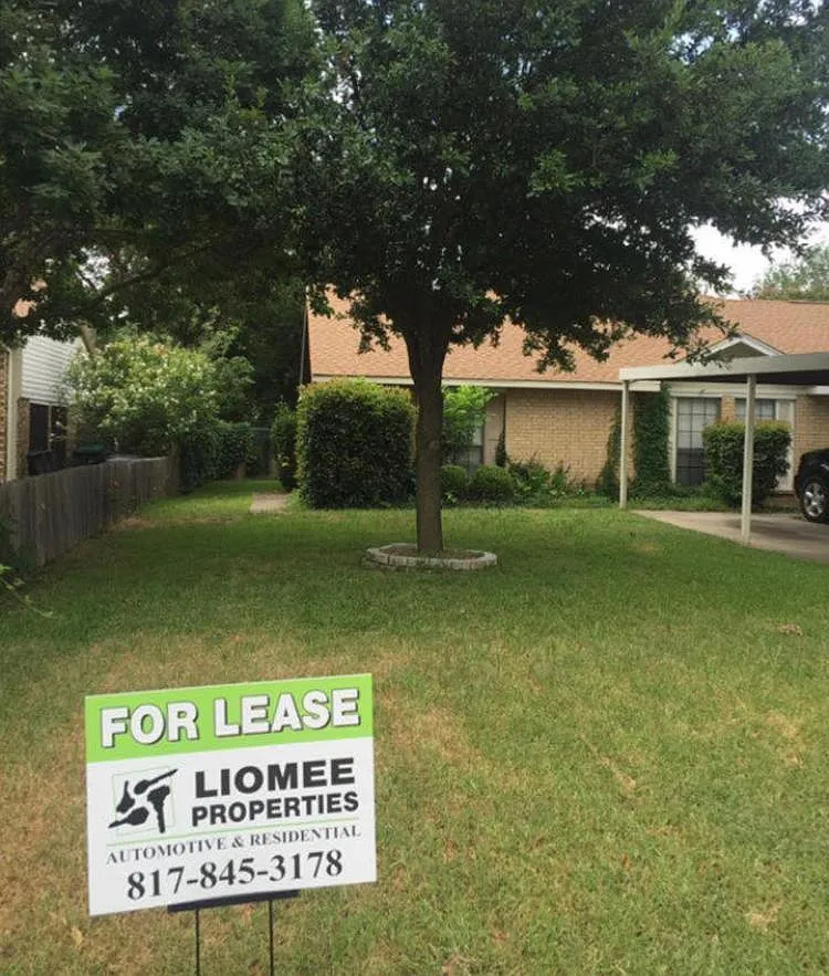 9913 Plainfield Dr — Photo 1