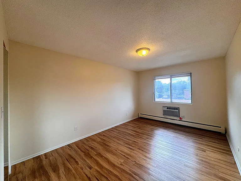 1480LLC — Photo 46