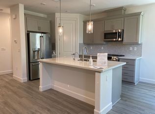 1683 Chestnut St, Livermore, CA 94551