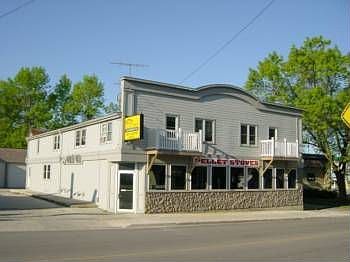 1st image of 1019 Center Ave