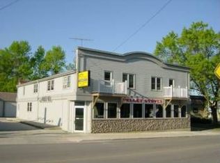 1019 Center Ave, Oostburg, WI 53070