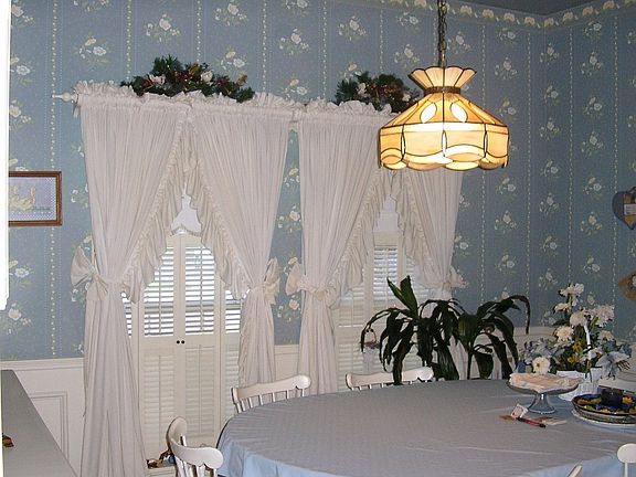 Breakfast Room