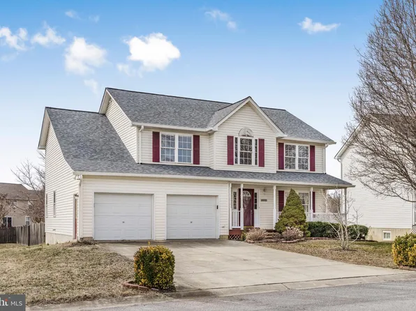 22121 Goldenrod Dr, Great Mills, MD 20634