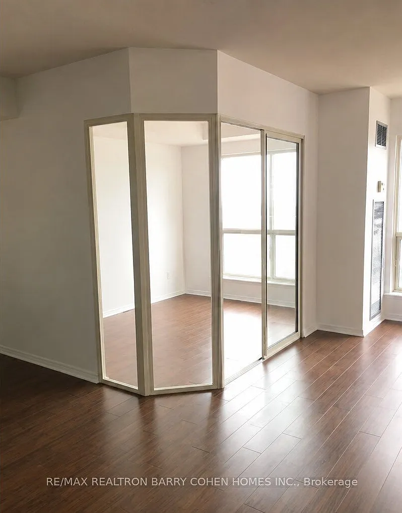 1 bed, $2,300 — Photo 4