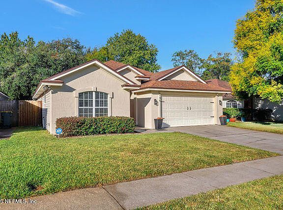 2nd image of 6146 ALPENROSE Avenue