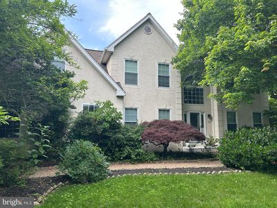 1 Huntsman Dr, Garnet Valley, PA, 19060