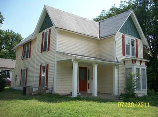 721 E 8th St, Arkansas City, KS 67005