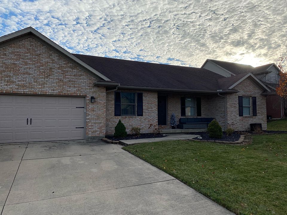 1st image of 251 Windsor Parke Dr