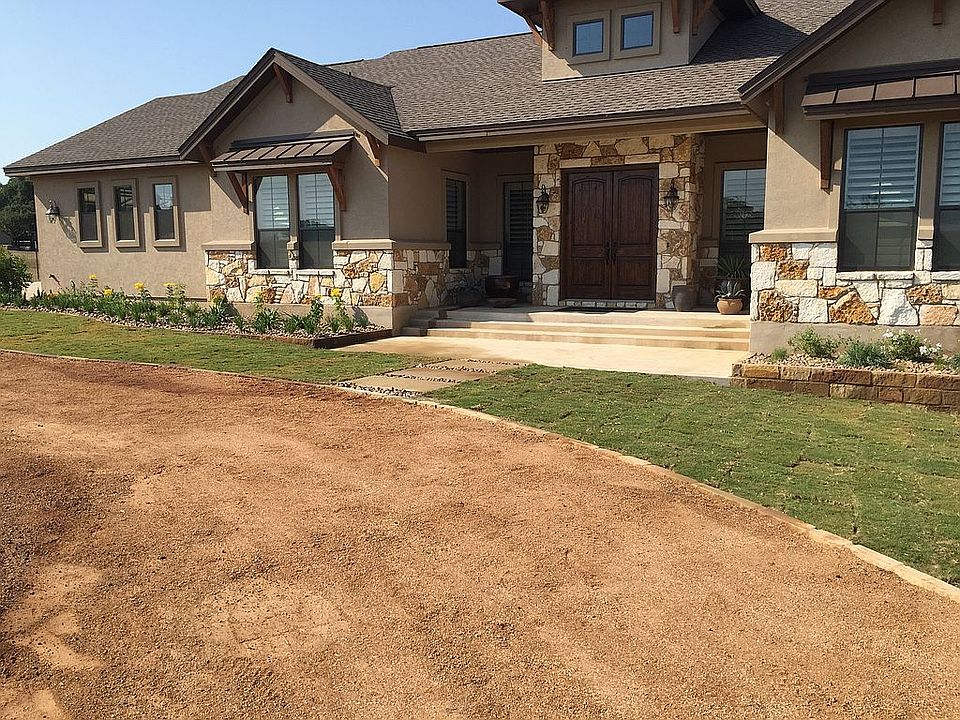 1st image of 136 Stable Oaks Dr