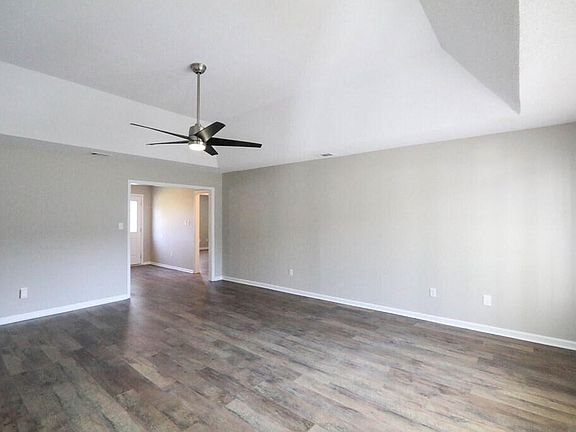 3rd image of 4505 Guinevere Ct
