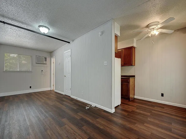 4712 Depew Ave #202 — Photo 4