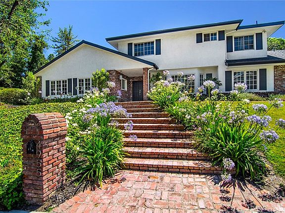 2nd image of 4955 Palomar Dr