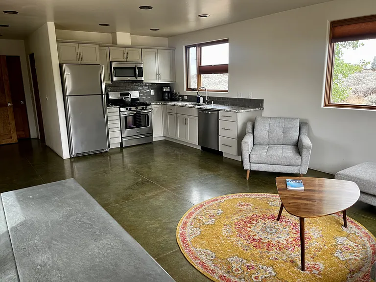 28 Piedra Vista Rd #B — Photo 10