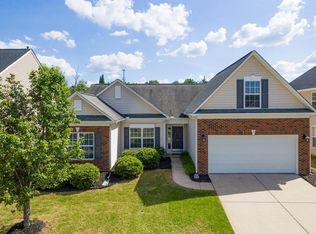 17 Paranor Dr, Simpsonville, SC 29681
