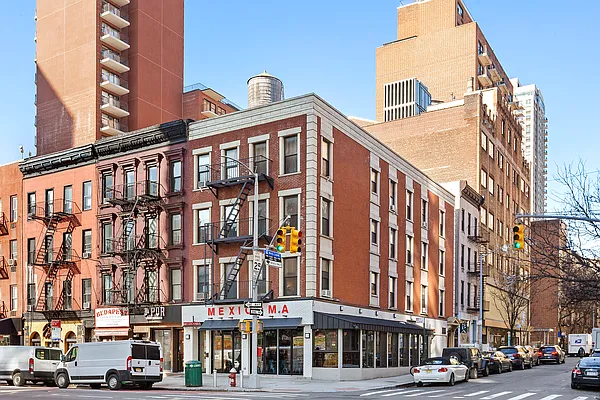 Rented by Compass | media 11