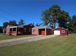 2820 Wesley Rd, Chesapeake, VA 23323