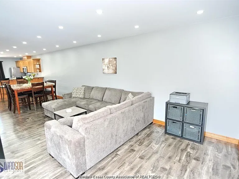 1526 Highnoon Dr — Photo 5